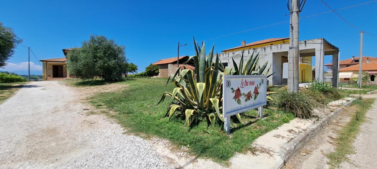 B & B Le Tre Rose Tollo Exterior photo